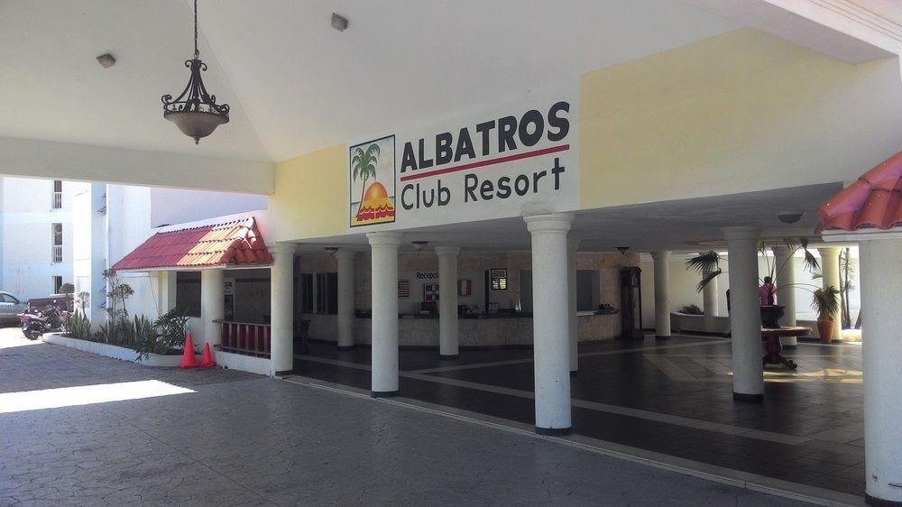 Ptv Apartamentos En Albatros Juan Dolio Buitenkant foto
